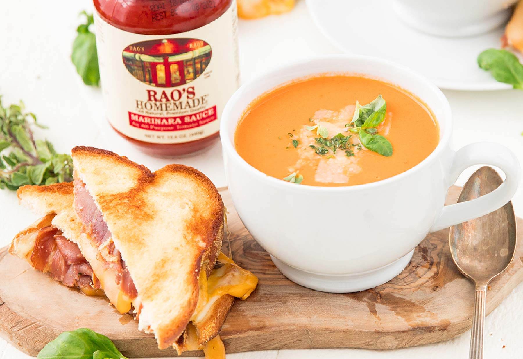 Grilled Cheese Sandwich With Tomato Soup ~ Best Comfort Food