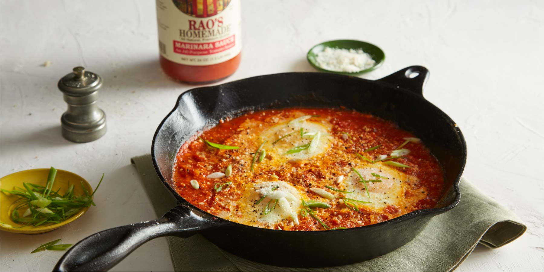 Eggs in purgatory in spicy tomato sauce