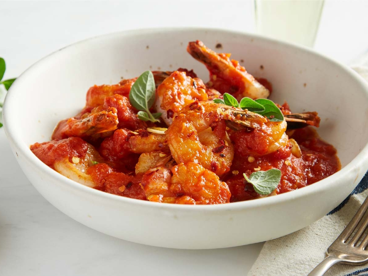 Shrimp fra diavolo in spicy tomato sauce