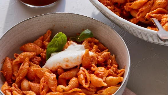 Creamy tomato burrata shells pasta