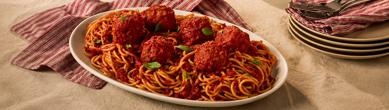 Spaghetti and meatballs in classic tomato sauce